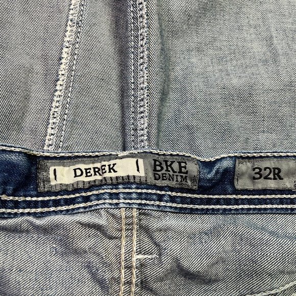 BKE Denim Men's 32R Derek Jeans Distressed Holes - Picture 4 of 15